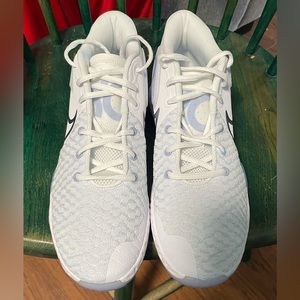 Nike KD Trey 5 VIII Basketball